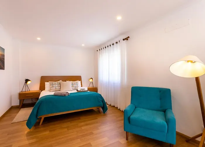 לינה וארוחת בוקר Ohana House 4*